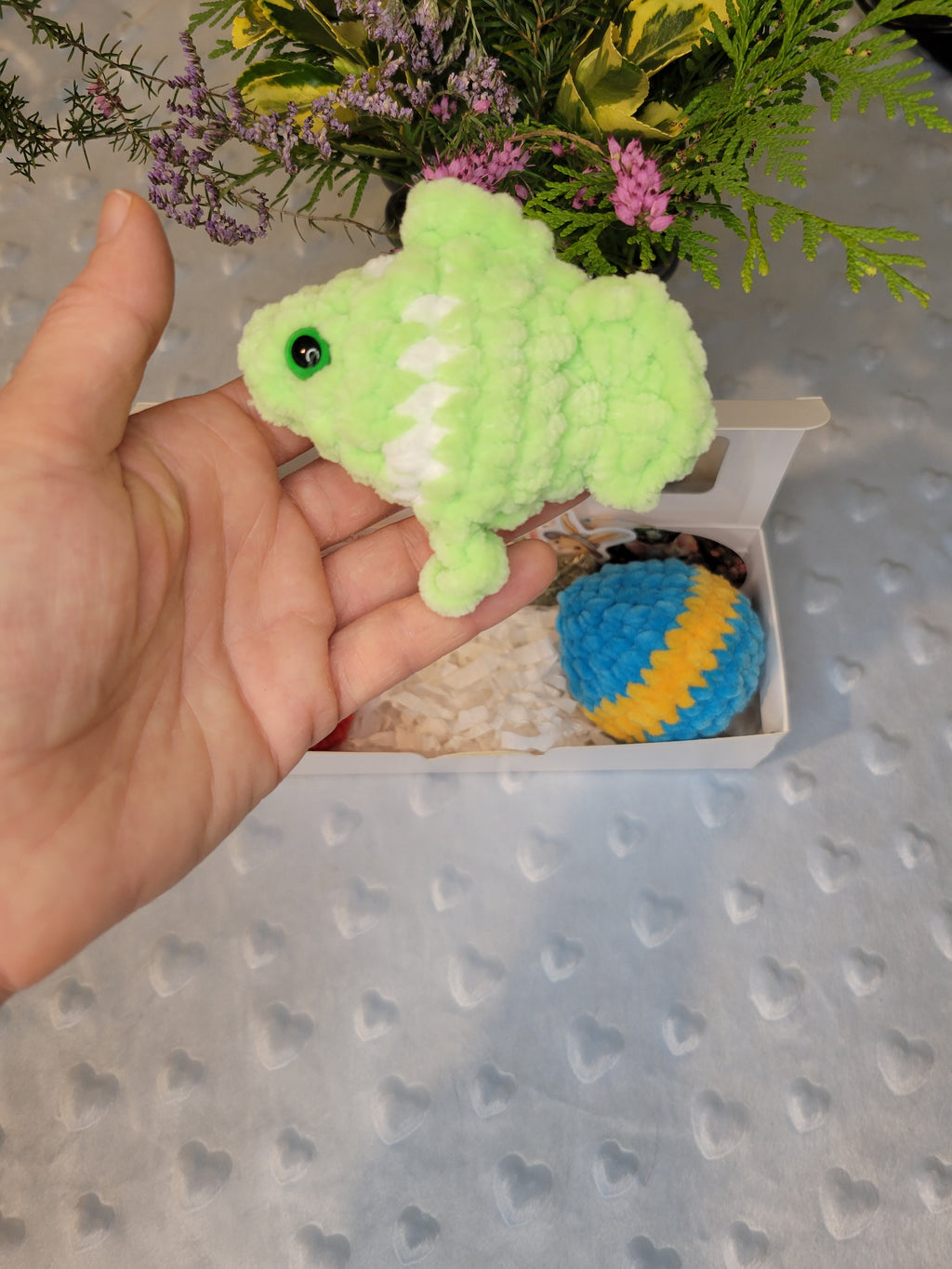 box jouets chat avec herbe a chat