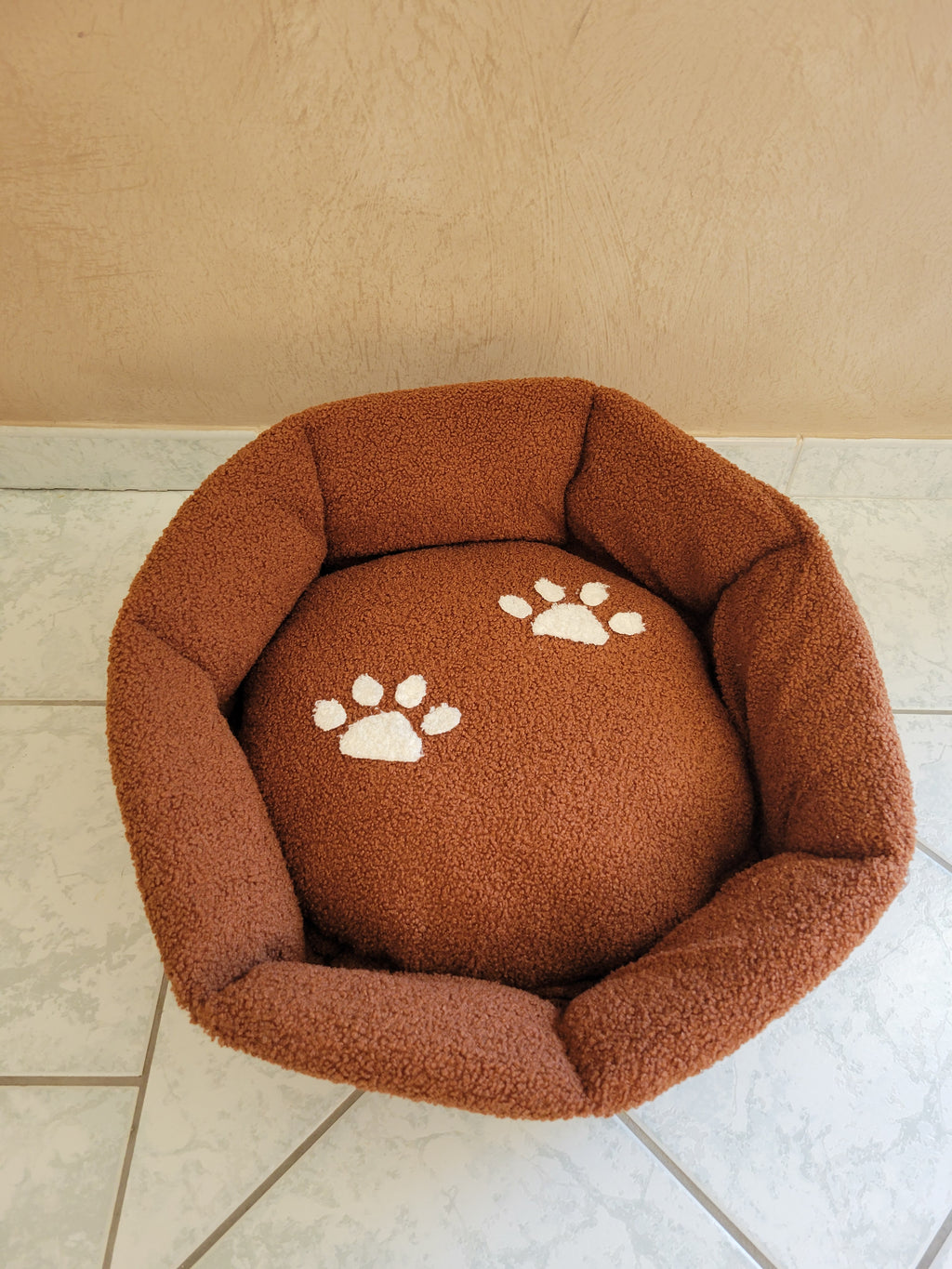 panier pour chat motif pattes