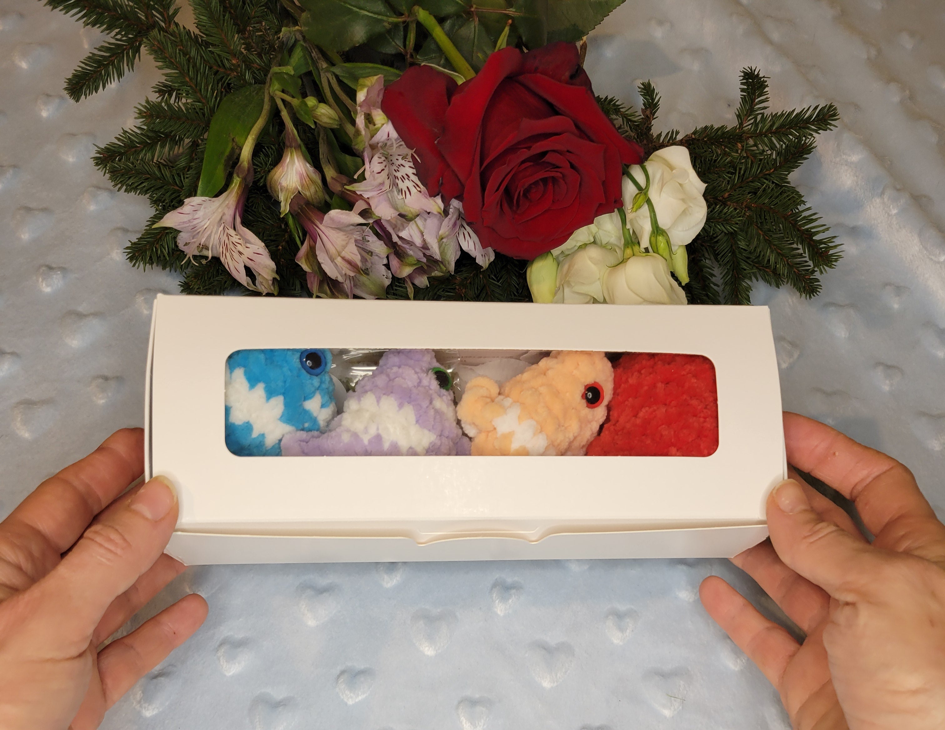 Jouets pour chat faits main au crochet – coffret Saint-Valentin