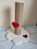 Arbre à chat fait main avec colonne épaisse de 12 cm et base douce – édition Saint-Valentin